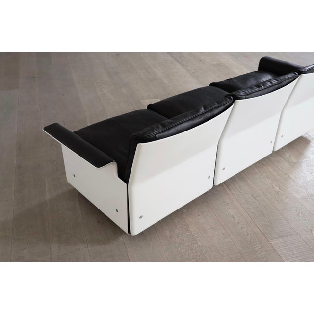 Animal Skin Model 620 Two Seater Sofa in Black Leather by Dieter Rams for Vitsoe, 1979 For Sale - Image 7 of 11