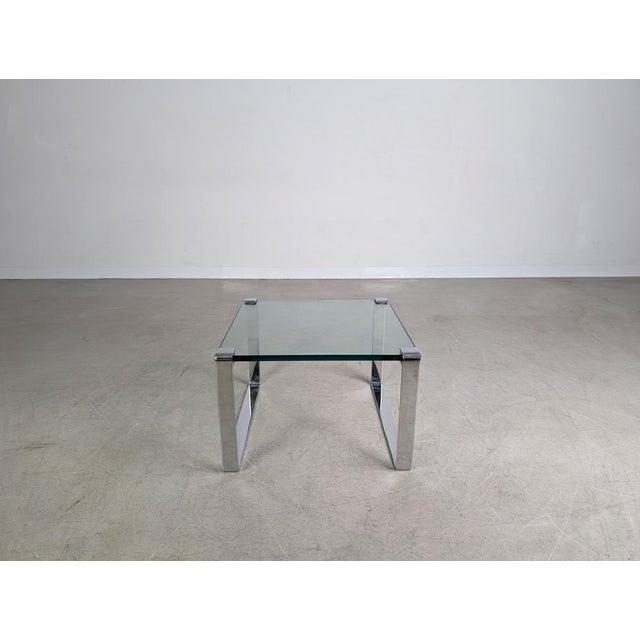 We are offering for sale a beautiful "classic" glass coffee table in the "60x60x40" version/size by Draenert. The design...