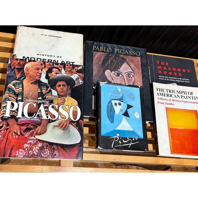 1960s Vintage Set of 7 Modern Art Books / Titles as Shown / Group #1 For Sale - Image 5 of 5