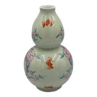 Qing Dynasty Chinese Porcelain Double-Gourd Celadon Vase Qianlong Seal For Sale