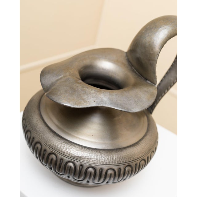 Tin Jug and Plate from Mazzuco Artigianale, Italy, 1940s, Set of 2 For Sale - Image 4 of 11