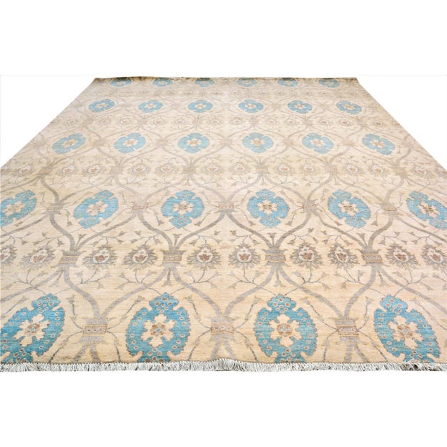 1980s Contemporary Ziegler Ivory Blue Hand-Knotted Wool Rug - 11'8'' X 14'11'' For Sale - Image 4 of 8