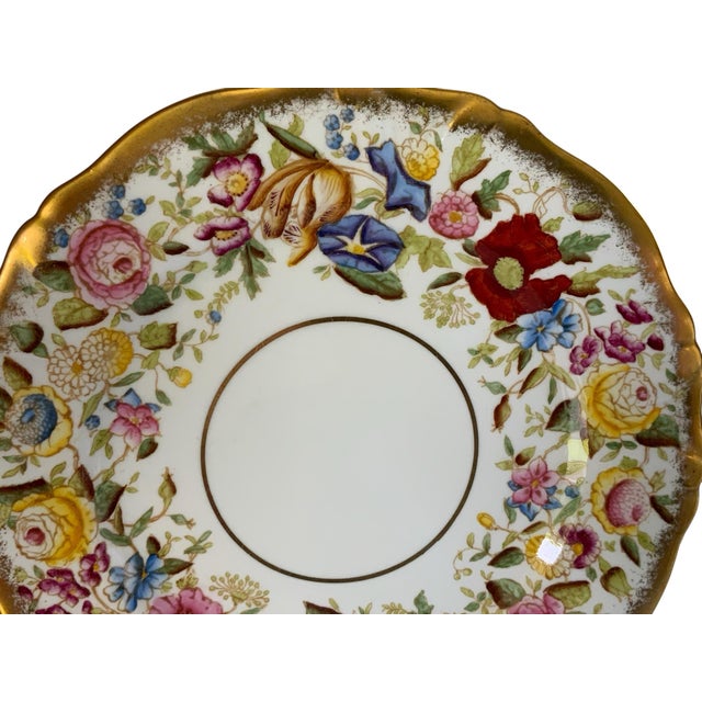 Vintage Hammersley "Queen Anne" Bone China 9" Coupe Luncheon Plate Made in England 1940s-1950s For Sale In Palm Springs - Image 6 of 7