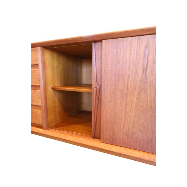 Teak Model 18 Sideboard by Gunni Omann for Omann Jun Møbelfabrik, 1960s For Sale - Image 6 of 14