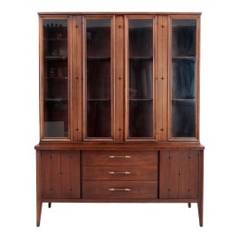 Example of Broyhill China and Display Cabinets