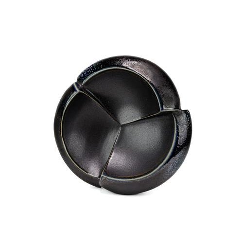 Three point bowl b by olivia tani dimensions: w 40 x d 40 x h 12 cm materials: ceramic stoneware, slip, soda ash olivia...