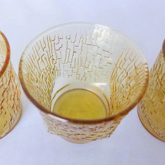 Mid-Century Modern Mid-Century Modern Juice Glasses in Amber For Sale - Image 3 of 6