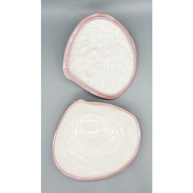 Large 1980s Pink Glazed Ceramic Shell Box With Lid – Coastal Shellcore Decor For Sale - Image 11 of 11