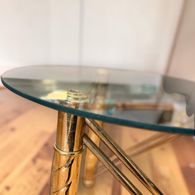 1980s Vintage Sculptural Brass & Glass Side Tables – Hollywood Regency Style, Pair For Sale - Image 5 of 12