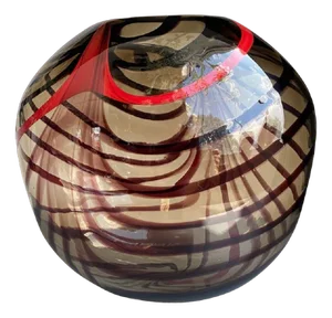 Abstract Vase in Fumè Murano Glass and Red Reeds by Simoeng
