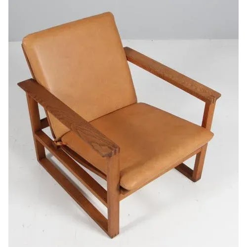 Børge Mogensen lounge chair new upholstered with vintage aniline leather. Frame of oil treated oak. Model 2256, made by...