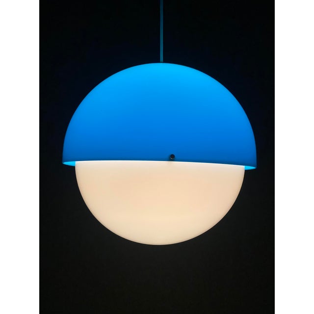 Model 4021 Blue Methacrylate Pendant Lamp by Luigi Bandini Buti for Kartell, Italy, 1960s For Sale - Image 17 of 18