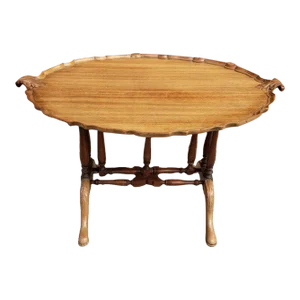 Chippendale Style Pale Sipo Mahogany Oval Tilt-Top Pie Crust Tray Tea Table