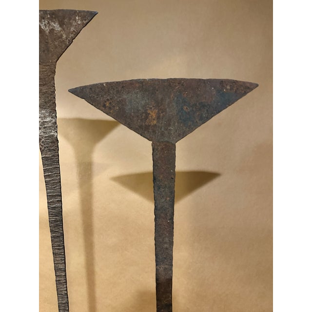 African Pair of Antique African Artifacts on Stand For Sale - Image 3 of 8