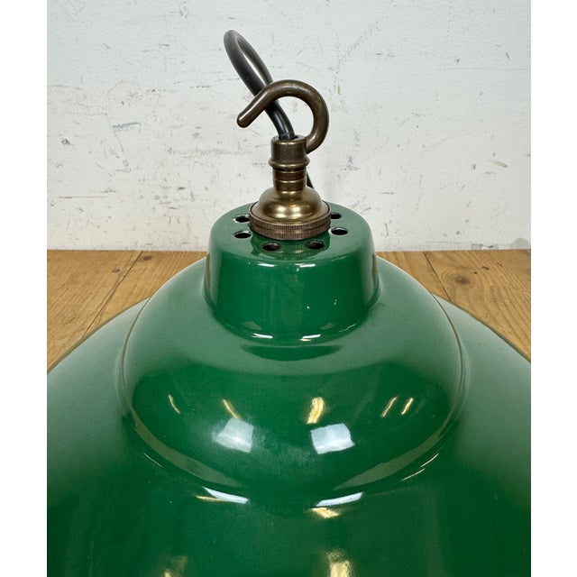 Industrial British Green Enamel Factory Pendant Lamp, 1960s For Sale - Image 10 of 16