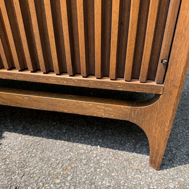 Broyhill Brasilia Walnut Mid Century Modern Room Divider / Display Cabinet, Attributed For Sale - Image 10 of 12