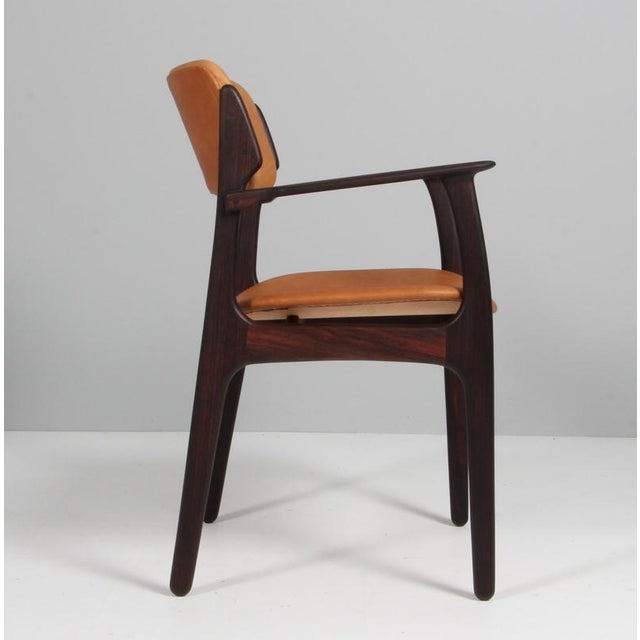 Tan Model 50 Armchair in Rosewood and Tan Leather by Erik Buch, Denmark, 1960s For Sale - Image 8 of 10