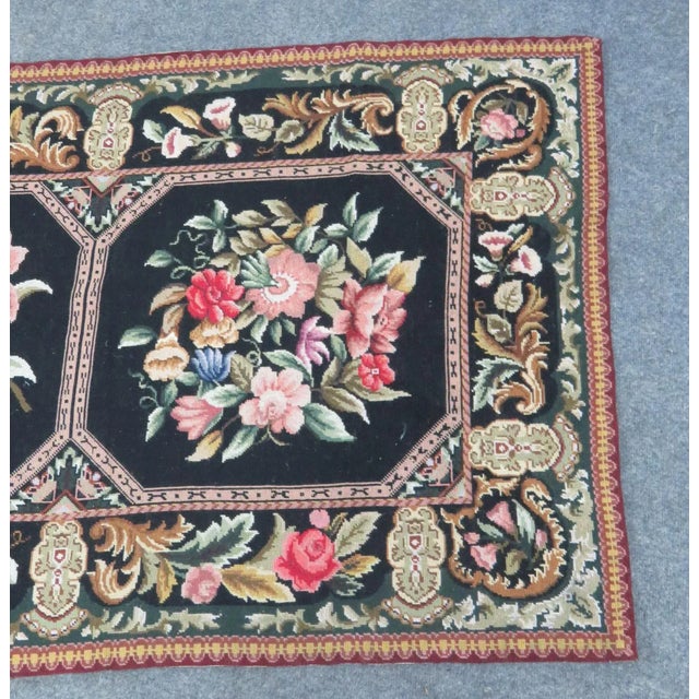 Early 20th Century French Aubusson Floral Rug For Sale In Philadelphia - Image 6 of 7