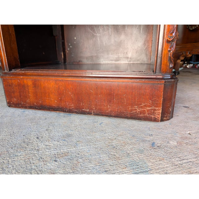 Vintage Century Furniture Mahogany Serpentine Chest & Bedside Cabinet | French Provincial Influence, 2 Pieces For Sale - Image 15 of 18