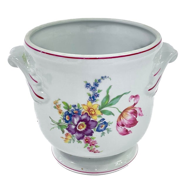 Vista Alegre Vintage Porcelain Portuguese Floral Cachepot For Sale - Image 4 of 7