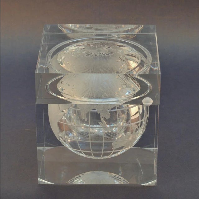 World Globe Acrylic Cube Ice Bucket by Alessandro Albrizzi, 1960s For Sale - Image 9 of 14