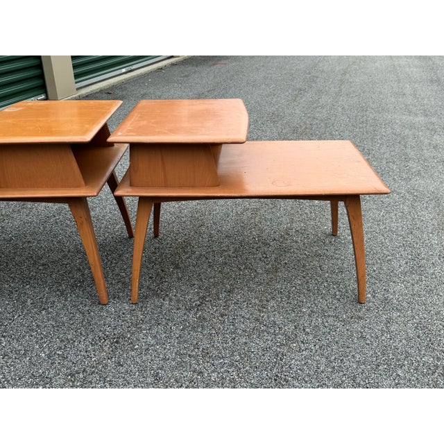 高価値セリー Vintage 1950s Pair a Tables, Side Step-Back Wood Maple Soild サイドテーブル・ナイトテーブル・ローテーブル