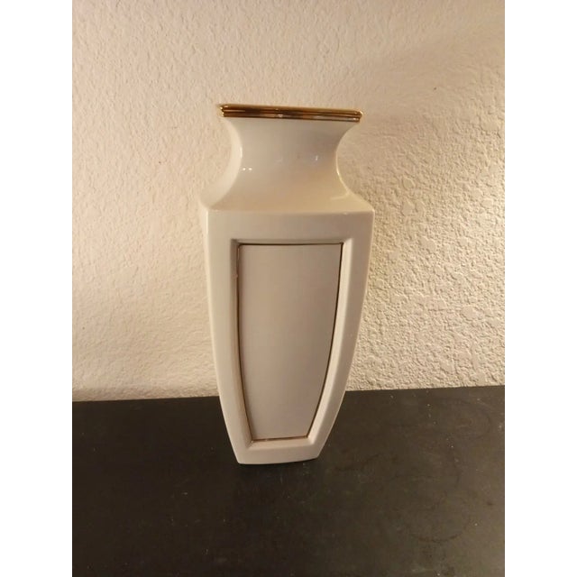 Lenox 1990s Lenox Usa Greek Solitaire Eternal Vase For Sale - Image 4 of 5