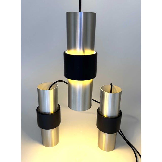 The model B-1198 is ‘All Round Straight (Tout Rond Tout Droit)’, as the manufacturer Raak Amsterdam describes this...