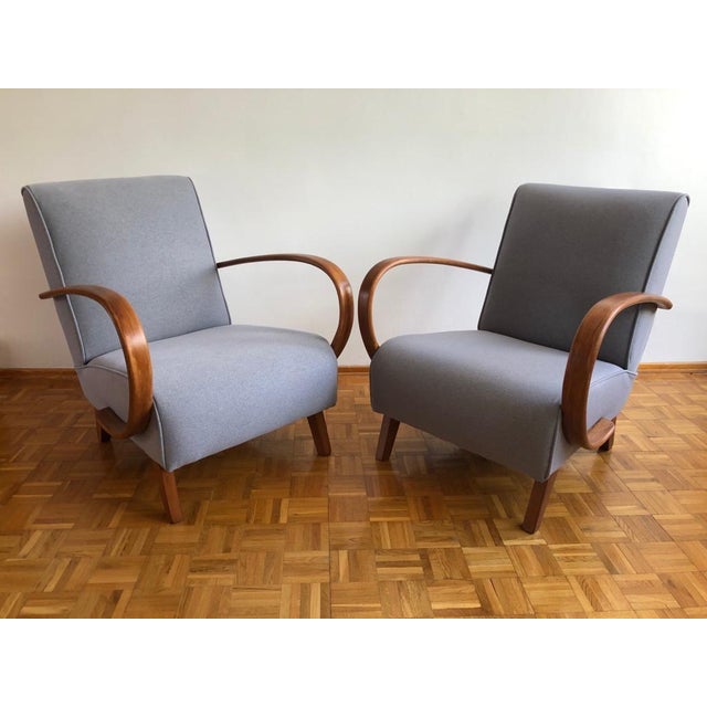 An armchair with perfect proportions and a timeless form. The main role is played by Jendrich Halabala, which will appeal...