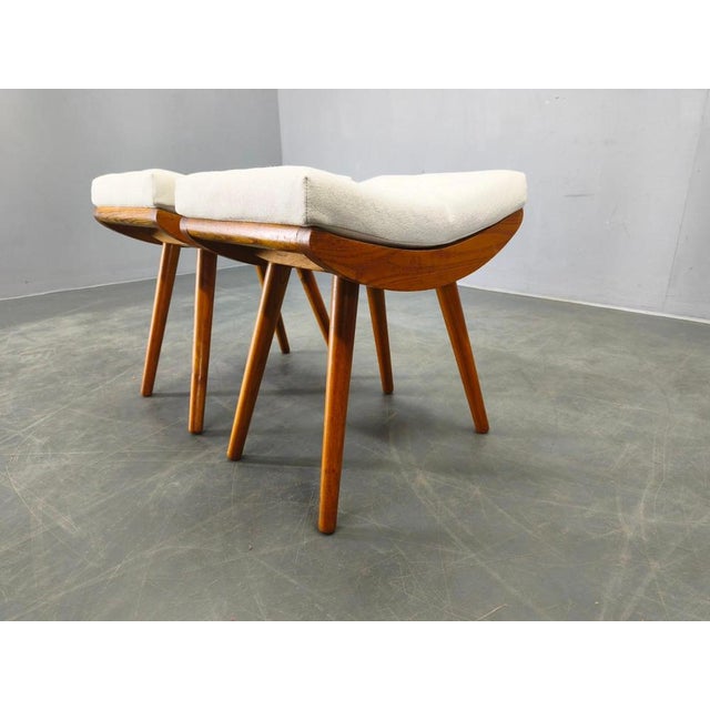 Mid-Century Maple Wood Stools, Former Czechoslovakia, 1960s, Set of 2 For Sale - Image 4 of 16