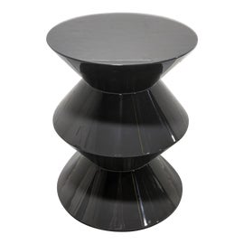 Example of Minotti Accent Tables