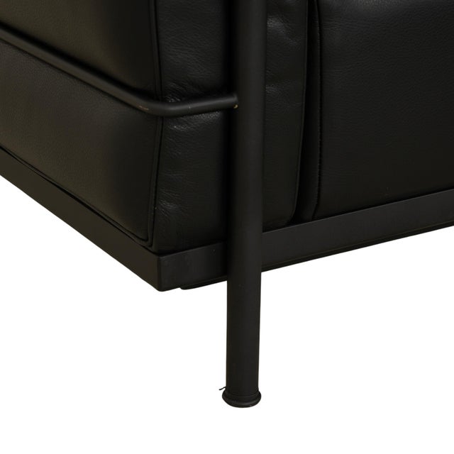 LC 2 3-Seater Sofa in Black Leather by Le Corbusier for Cassina For Sale - Image 6 of 16