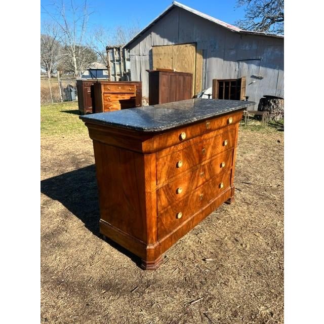19th Century Louis Philippe Burl Walnut Marble Top Chest of Drawer / Commodes For Sale - Image 11 of 18