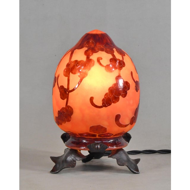 Art Deco Schneider Le Verre Francais Perlieres Table Night Lamp 1920s - Burgundy Cameo Glass For Sale - Image 3 of 15