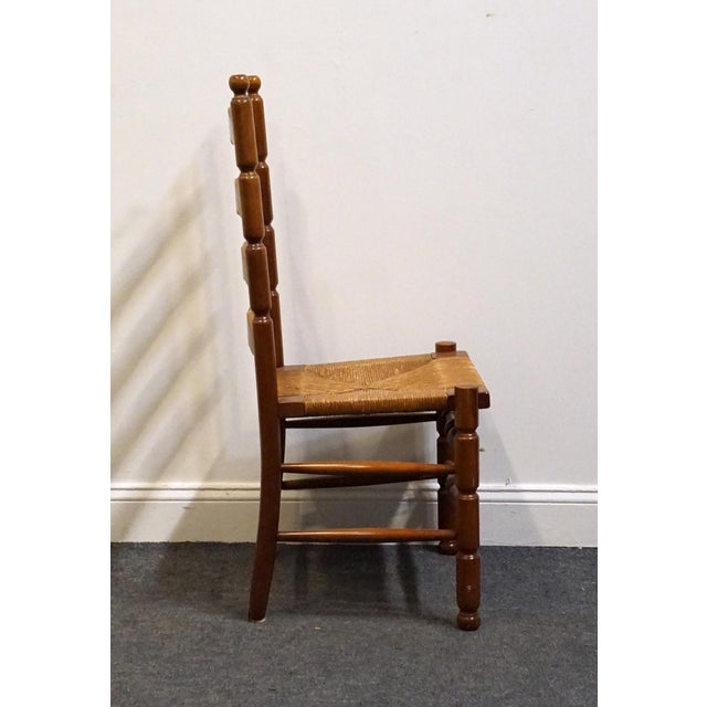 Late 20th Century Statton Furniture Solid Hard Rock Maple Colonial Early American Ladder Back Dining Side Chair W. Rush Seat For Sale - Image 5 of 10