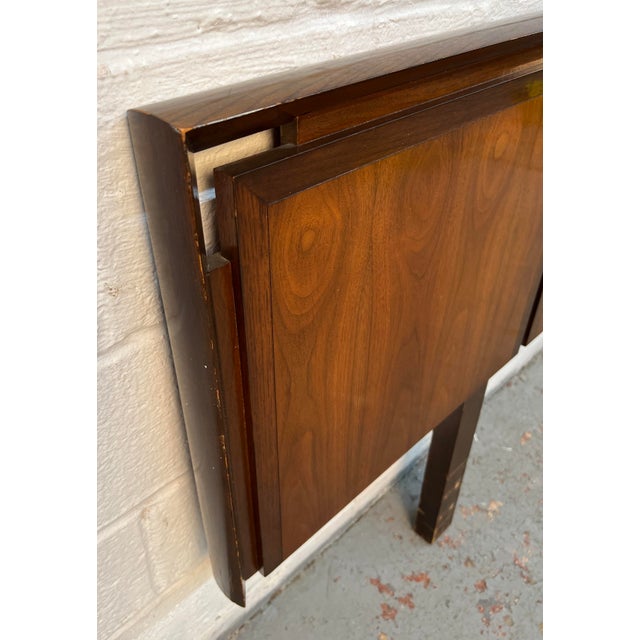 Wood Mid 20th Century Helen Hobey Walnut Square Panel Headboard Attributed to Baker Furniture For Sale - Image 7 of 10