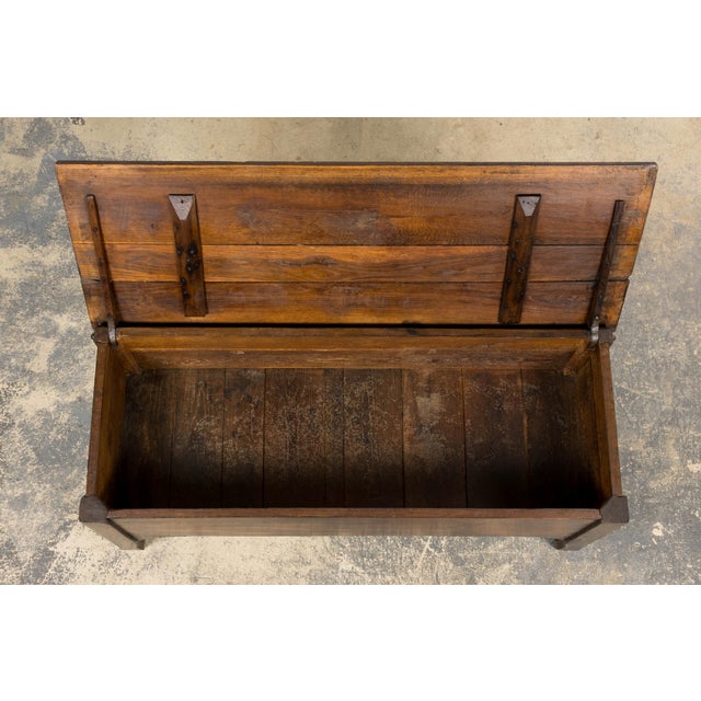 Early 19th Century Country French Provincial Oak Coffer Trunk For Sale In New York - Image 6 of 18