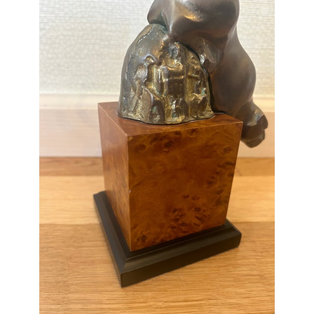 Mid-Century Modern Vintage 1970's Brass Mountain Lion/Panther Bookend on Faux Burlwood Block Base For Sale - Image 3 of 8