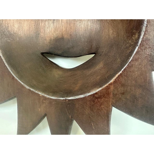 Wooden Carved Sun Face Sunburst Wall Sculpture, 20th Century For Sale - Image 9 of 15