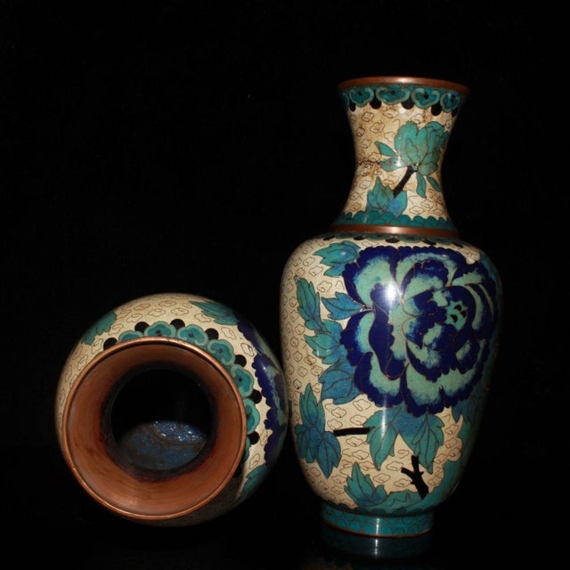 Pair of Chinese Cloisonné Enamel Vases With Floral & Bird Motif For Sale In Los Angeles - Image 6 of 9