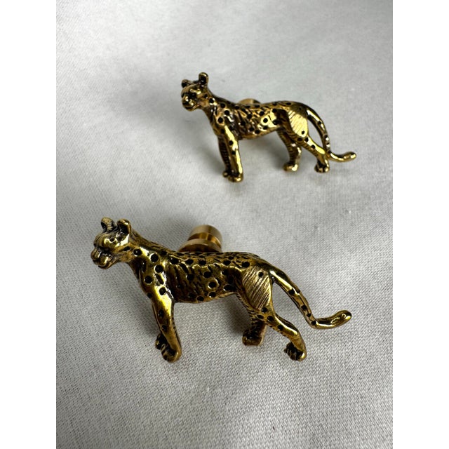English Vintage British Colonial Small Solid Brass Leopard Cabinetry Knobs Hardware, a Pair For Sale - Image 3 of 6