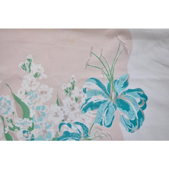 Modernplum Vintage Cotton Printed Tablecloth For Sale - Image 4 of 5