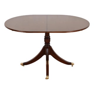 English Georgian Banded Mahogany Pedestal Dining Table or Breakfast Table by Bevan Funnell, Newly Refinished For Sale