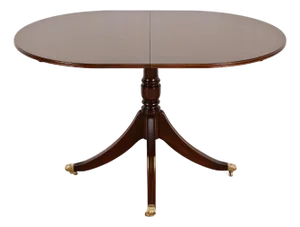 English Georgian Banded Mahogany Pedestal Dining Table or Breakfast Table by Bevan Funnell, Newly Refinished