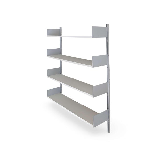 Mid-Century Model 606 Wall Shelf in Aluminium by Dieter Rams for Vitsoe For Sale - Image 5 of 7