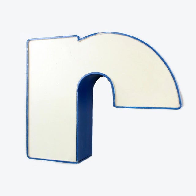 Contemporary 1970s Vintage Industrial Channel Letter R Signage Volumetric 3d Romania For Sale - Image 3 of 7