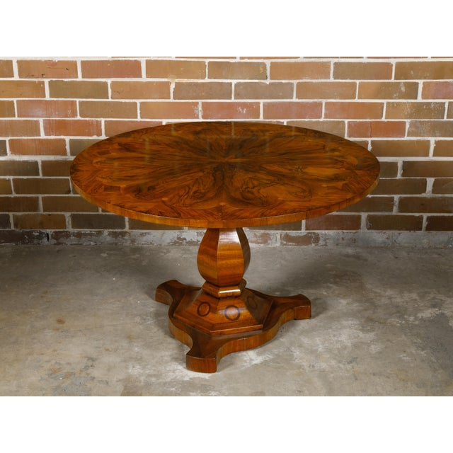 Biedermeier 19th Century Flamed Walnut Pedestal Table with Radiating Motif For Sale - Image 4 of 12