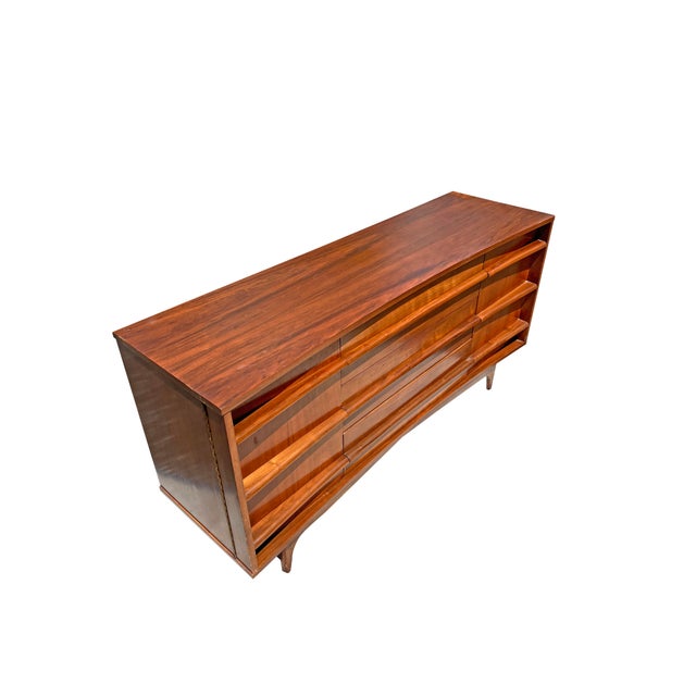 1970s Vintage Mid Century Modern Concave Dresser or Credenza For Sale - Image 5 of 9