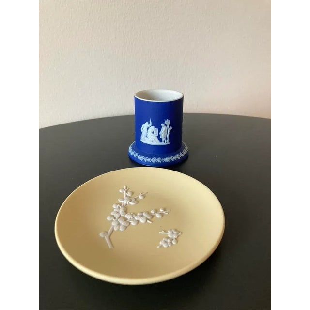 English Wedgwood Jasperware Yellow Jewelry Dish With Asian Modern Design, Circa Mid 20th Century For Sale - Image 10 of 12