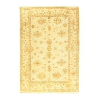 2020s Fine Hand Knotted Oushak Design For Sale